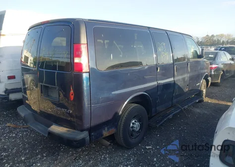 2006 Chevrolet Express Ls из США, поврежденный, VIN 1GAGG25U161237173